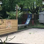 L'oasis Κάμπινγκ