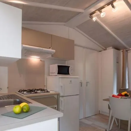 Camping L'oasis Grospierres
