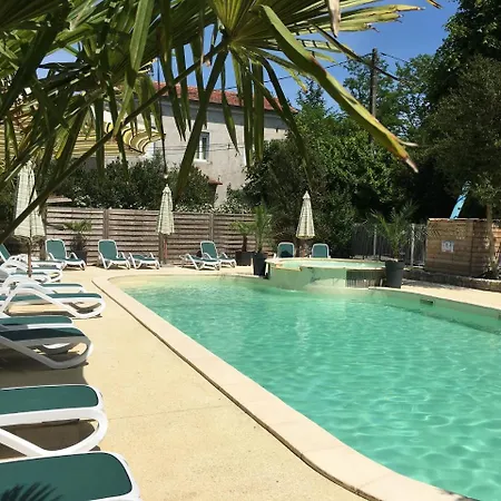 Camping L'oasis Grospierres