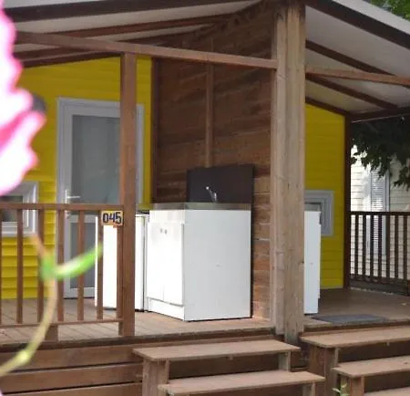 L'oasis Camping Grospierres